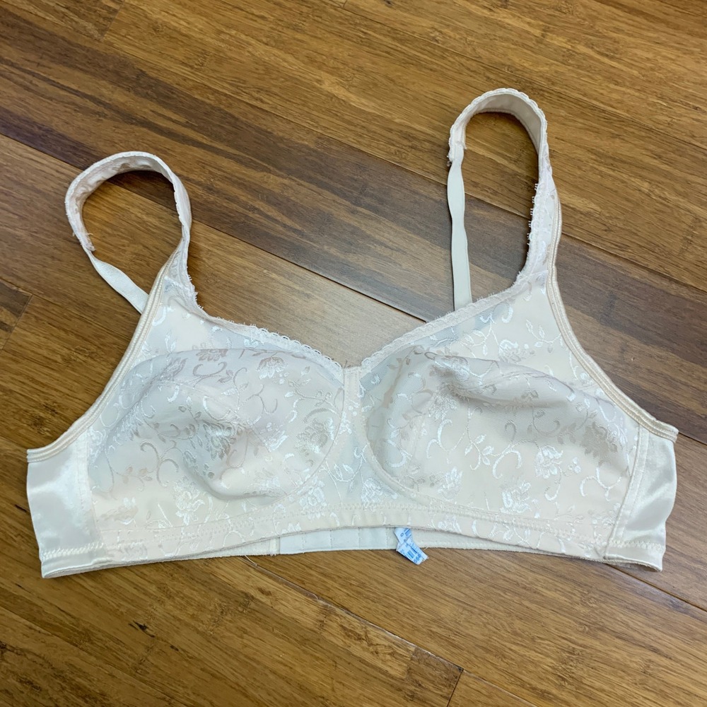 Playtex‎ 18 Hour Bra 4608 Womens 38B Light Beige Floral Comfort Support Wireless